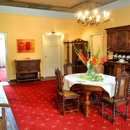 Land-gut-hotel Allerhof אורחן