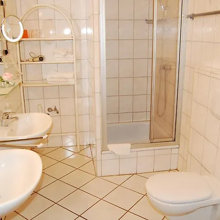 אורחן Land-gut-hotel Allerhof Frankenfeld